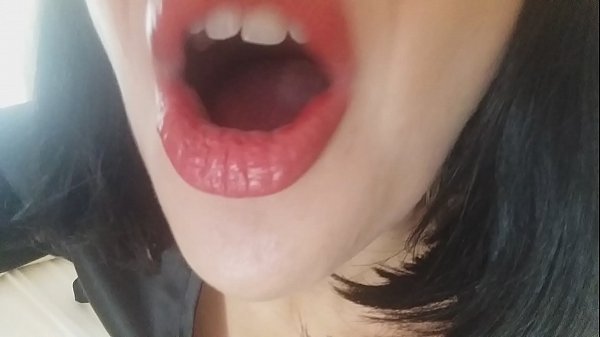 ที่รัก แม่เลี้ยงของคุณไม่ให้คุณไปโรงเรียนวันนี้... ต้องการคุณมากเกินไป...